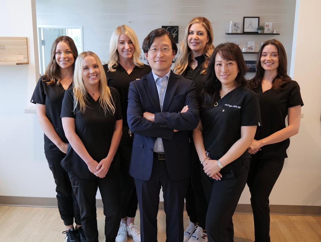 Renaissance Plastic Surgery: Richard H. Lee, MD cover photo