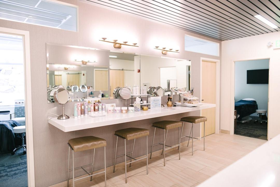 FORM DERM SPA cover photo