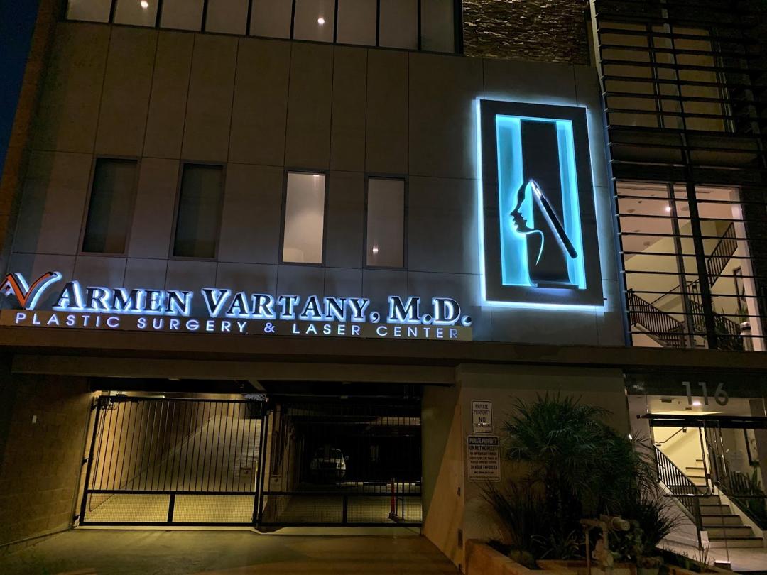 Armen Vartany, MD, FACS: Plastic Surgery and Laser Center cover photo